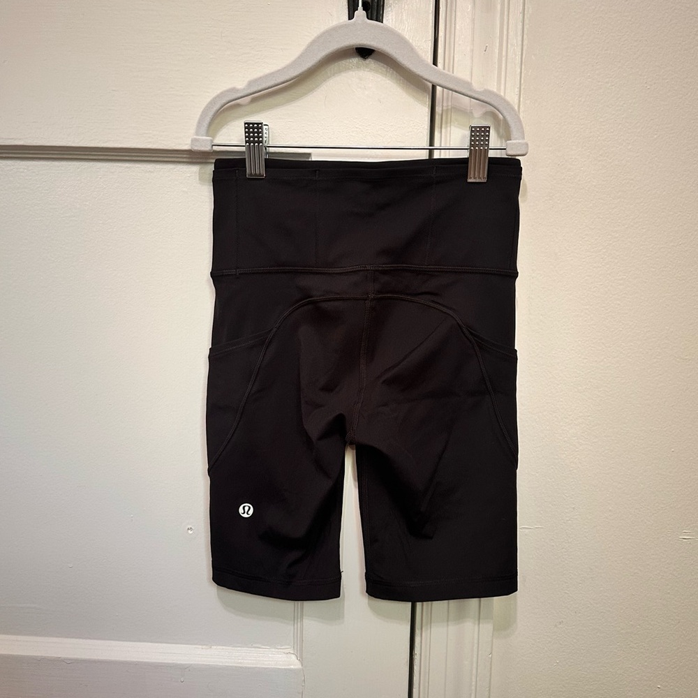 Lululemon RACE DAY Black Bike/Run Shorts w/ 5 gel/nutrition waist pockets